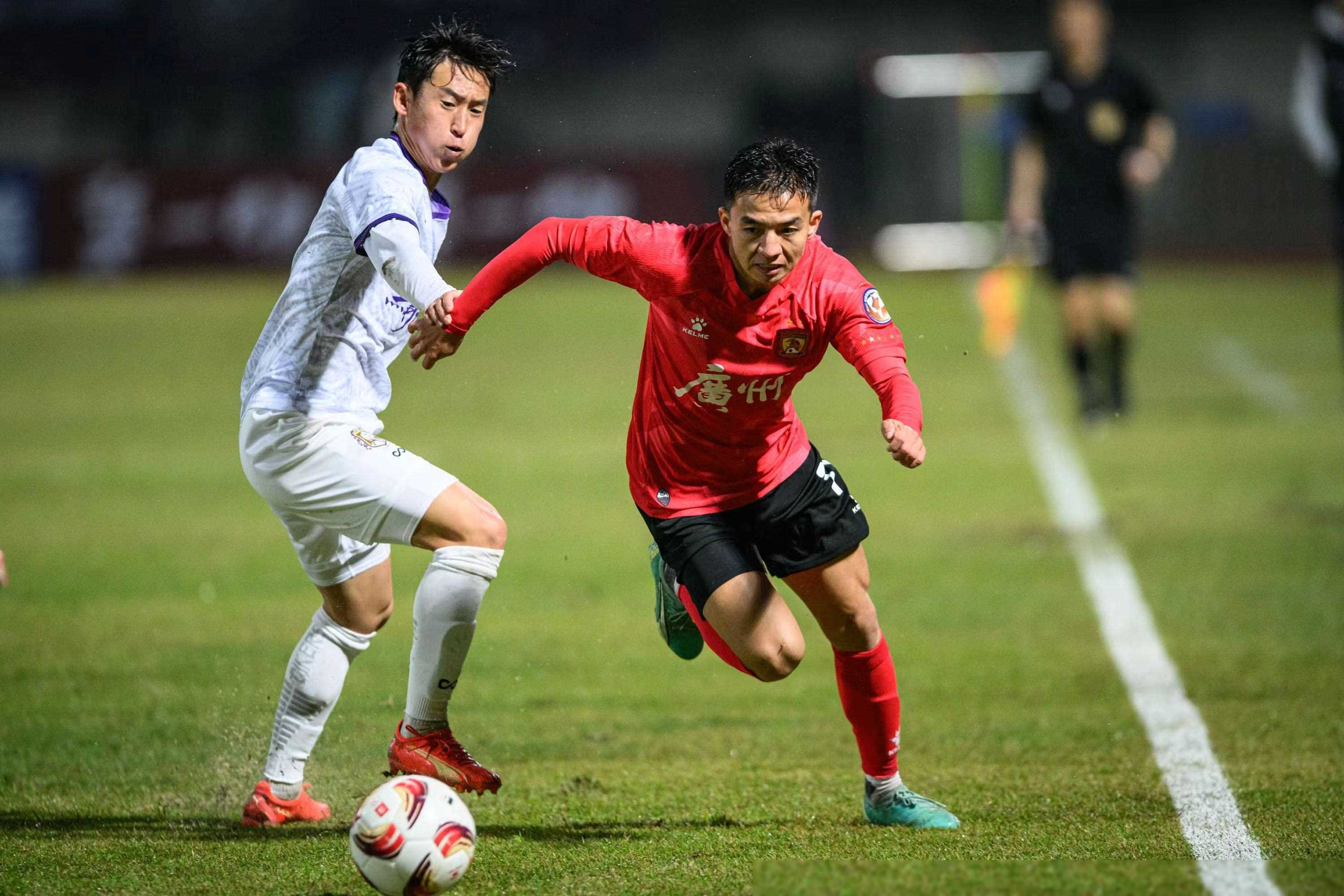 开云体育下载-惊天动地！勒沃库森惊险过关，实现惊人胜利的简单介绍